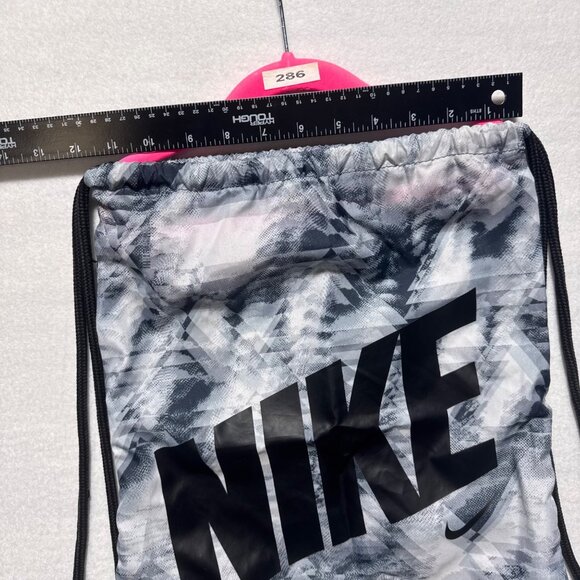 Nike Drawstring Bag Black and White Sportwear Gym Bag Sack - Picture 5 of 5